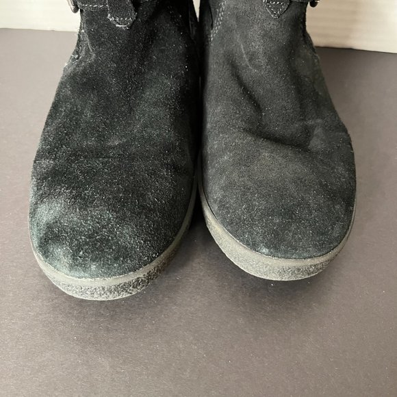 Coach Winter Suede Boots - Picture 7 of 10